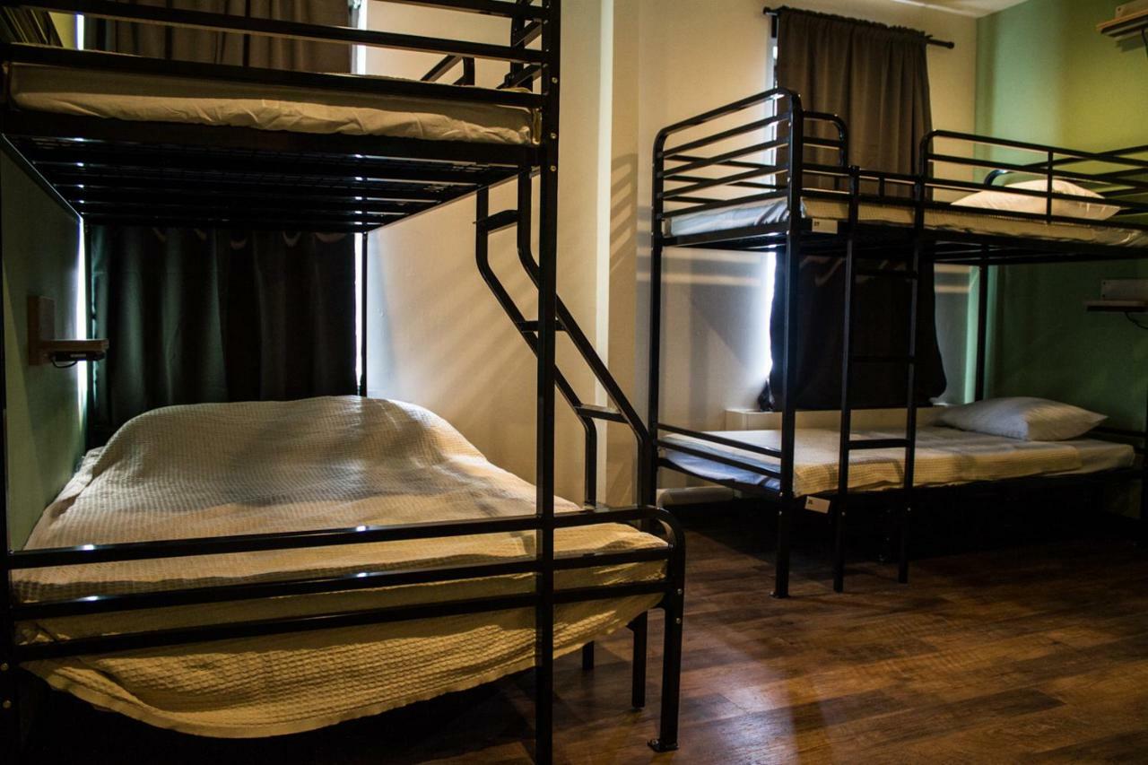 Cream City Hostel Милуоки Экстерьер фото